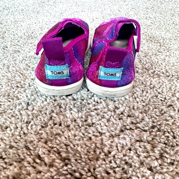 TOMS BABY GIRLS ALPARGATA SLIP-ON SHOES Pink and Purple shimmer SIZE: 6 TODDLER - Picture 7 of 8